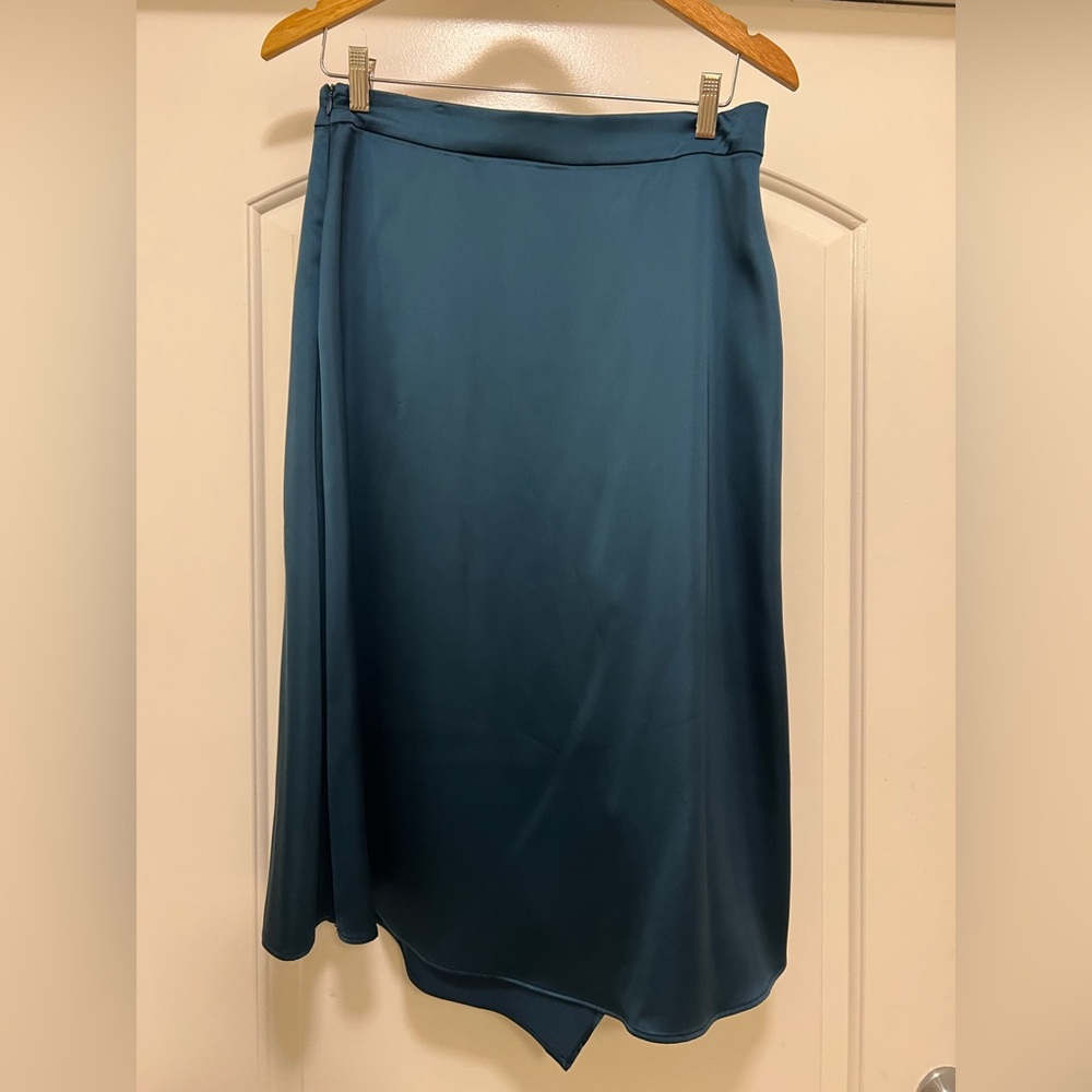 NWT Zara Duck Green Satin Effect Asymmetrical Skirt - Picture 9 of 13